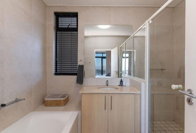 2 Bedroom Property for Sale in Cape Town City Centre Western Cape